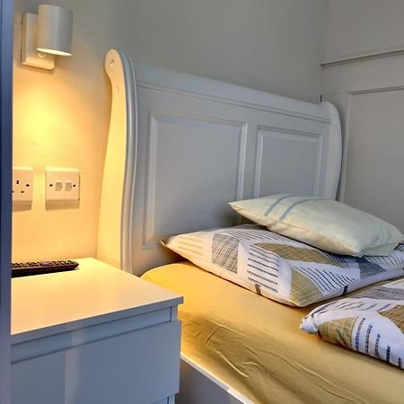 Home Accommodation 南安普敦 外观 照片