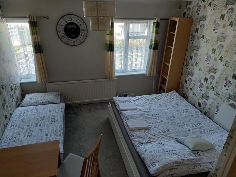 Home Accommodation 南安普敦 外观 照片
