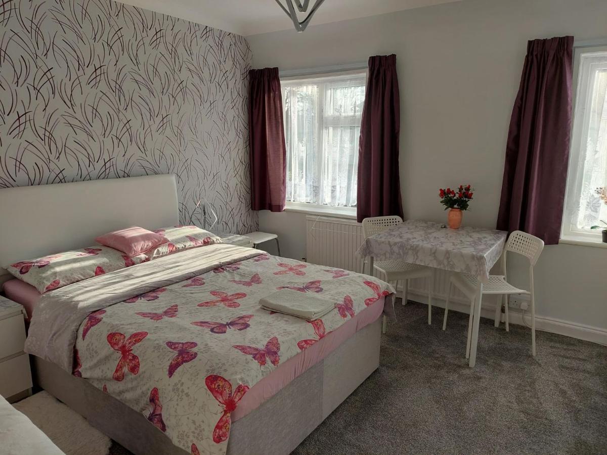 Home Accommodation 南安普敦 外观 照片