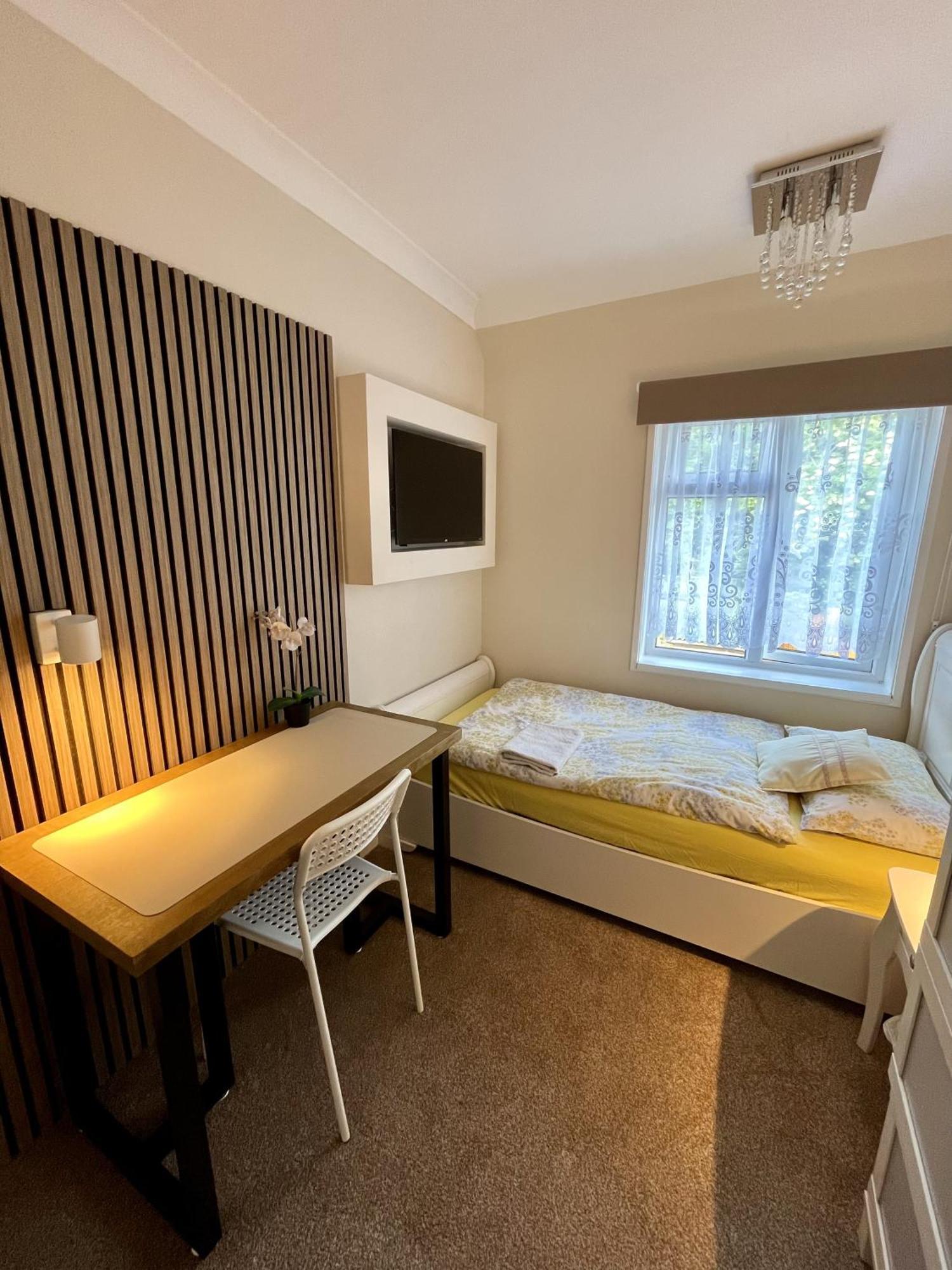 Home Accommodation 南安普敦 外观 照片
